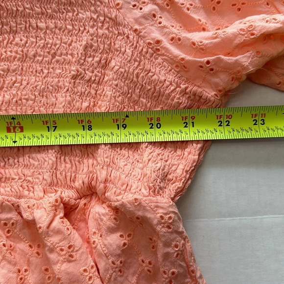 Torrid Smocked Babydoll Top - Voile Eyelet Peach Womens Size 4 - Picture 9 of 15